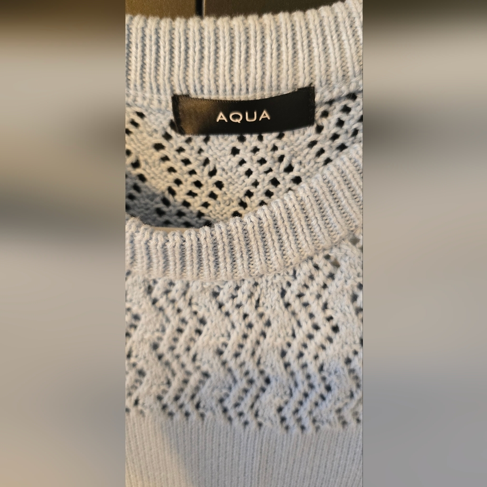 AQUA Light Blue Knit Short Sleeve Sweater Top – Size M - Picture 2 of 5